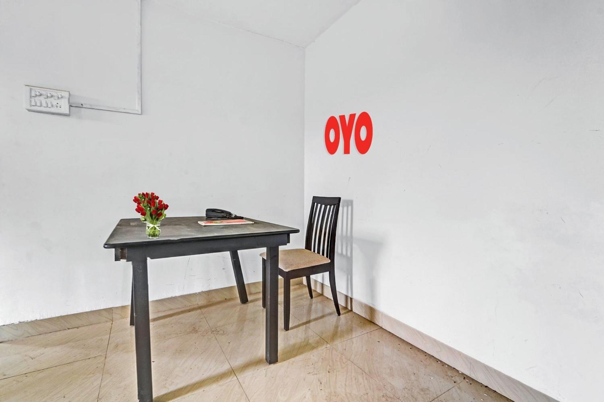 Hotel O J2 Service Apartment Gūduvāncheri Dış mekan fotoğraf