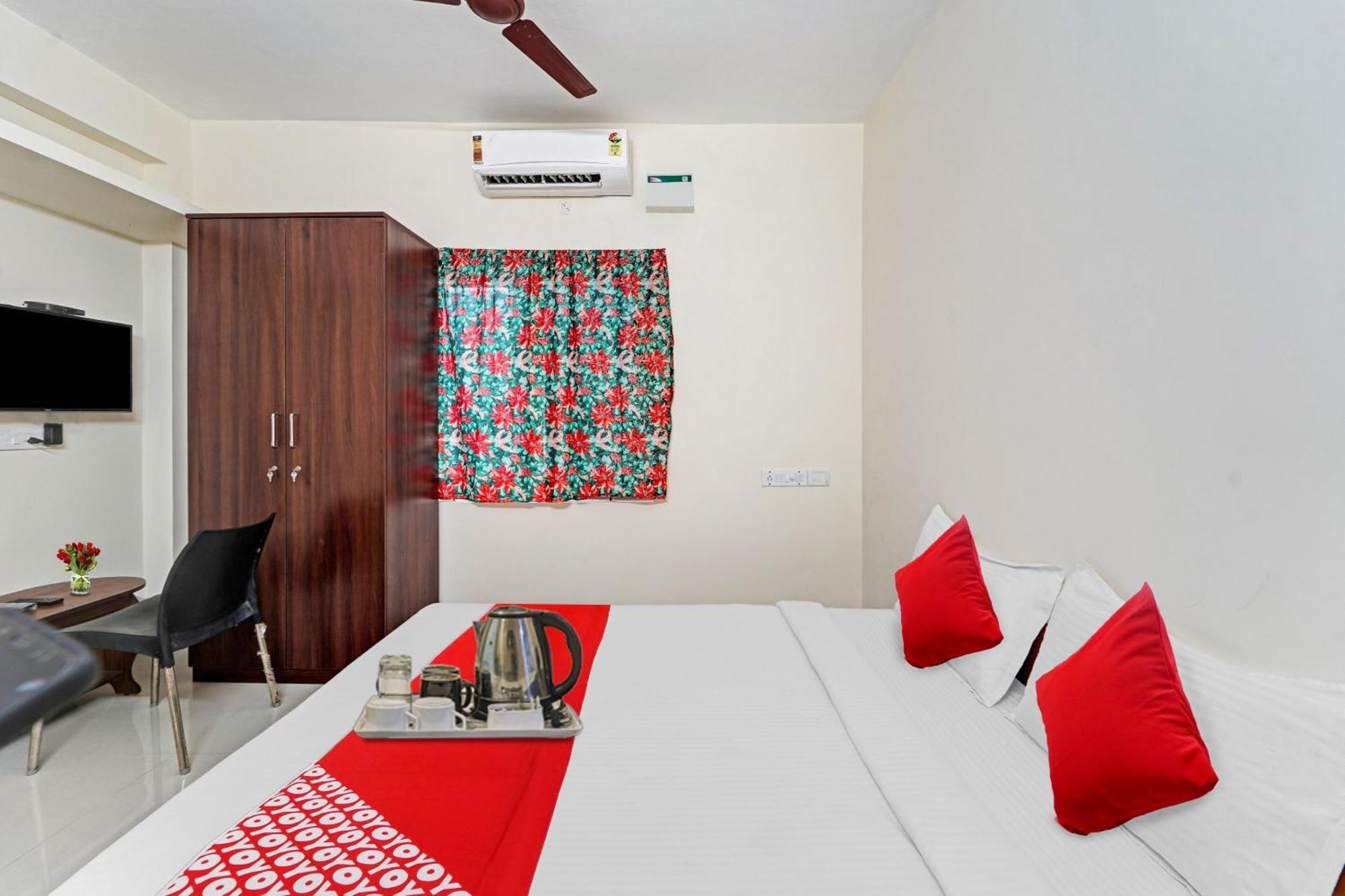 Hotel O J2 Service Apartment Gūduvāncheri Dış mekan fotoğraf