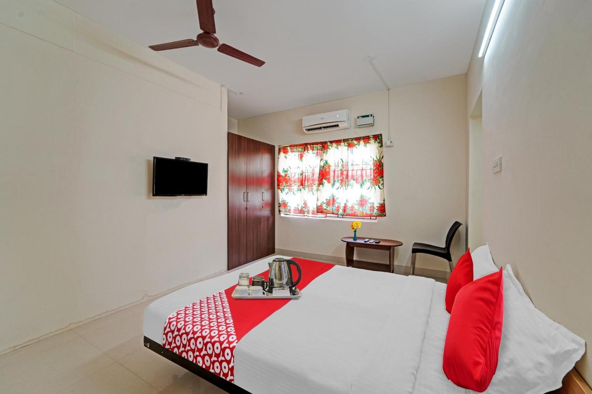 Hotel O J2 Service Apartment Gūduvāncheri Dış mekan fotoğraf
